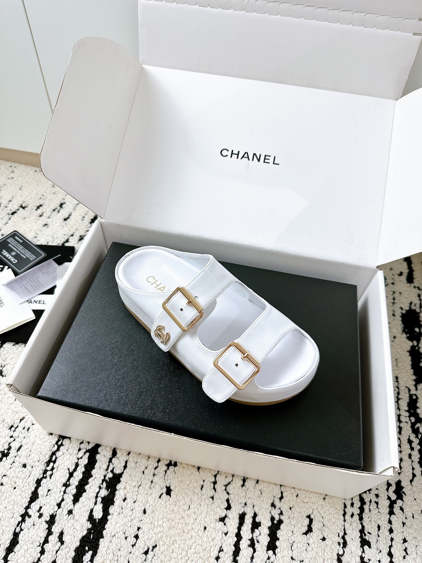 CHANEL slippers