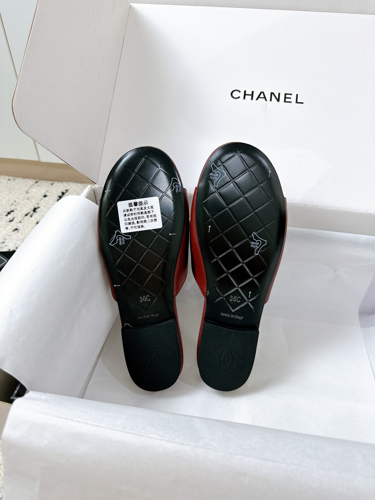 CHANEL slippers