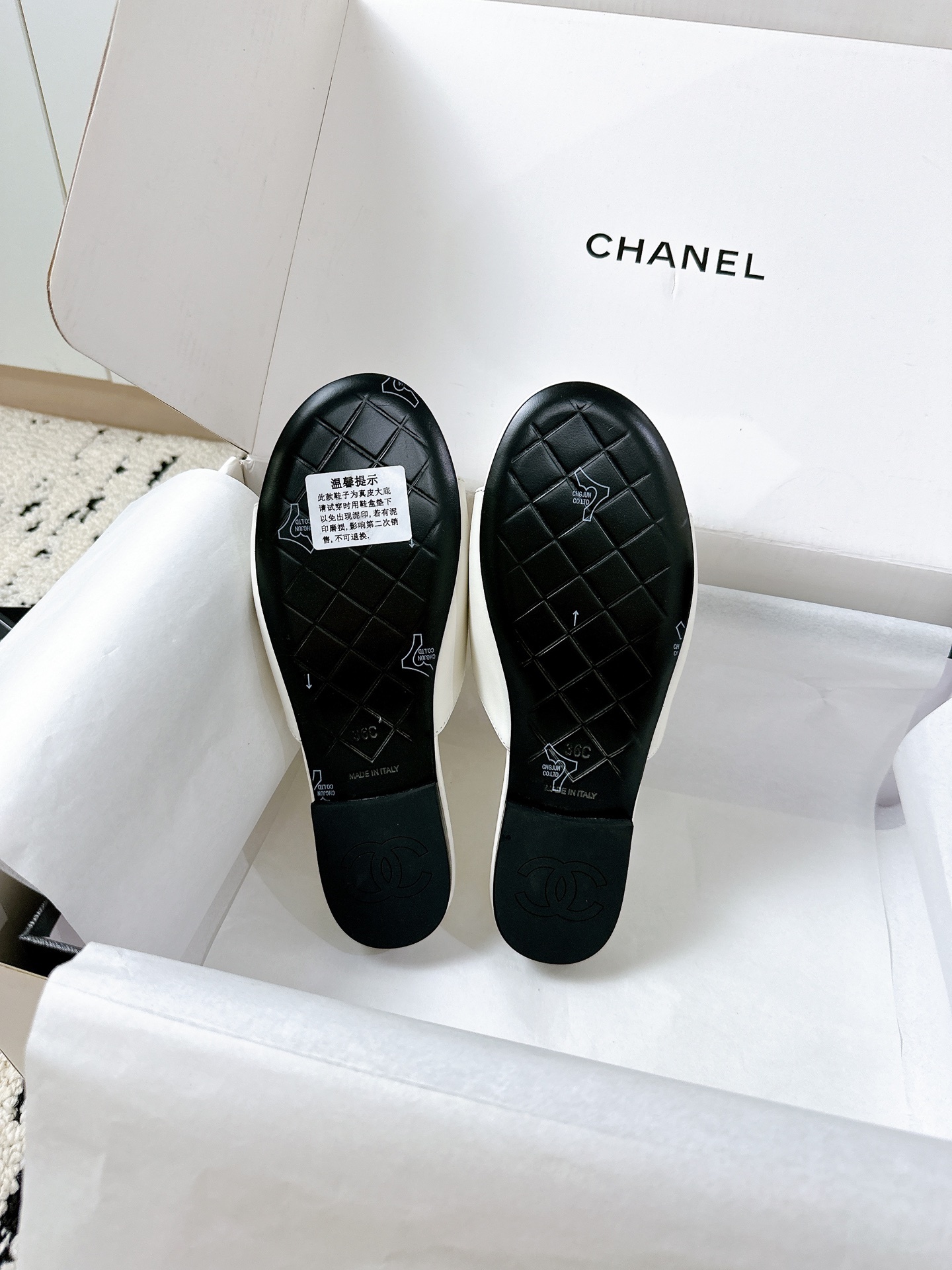 CHANEL slippers