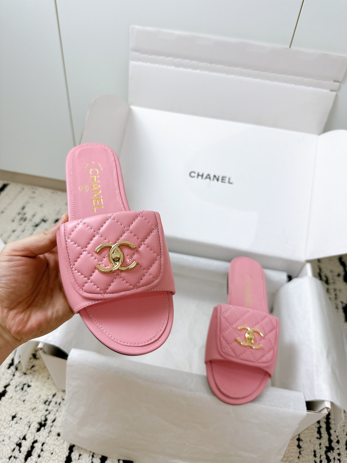 CHANEL slippers