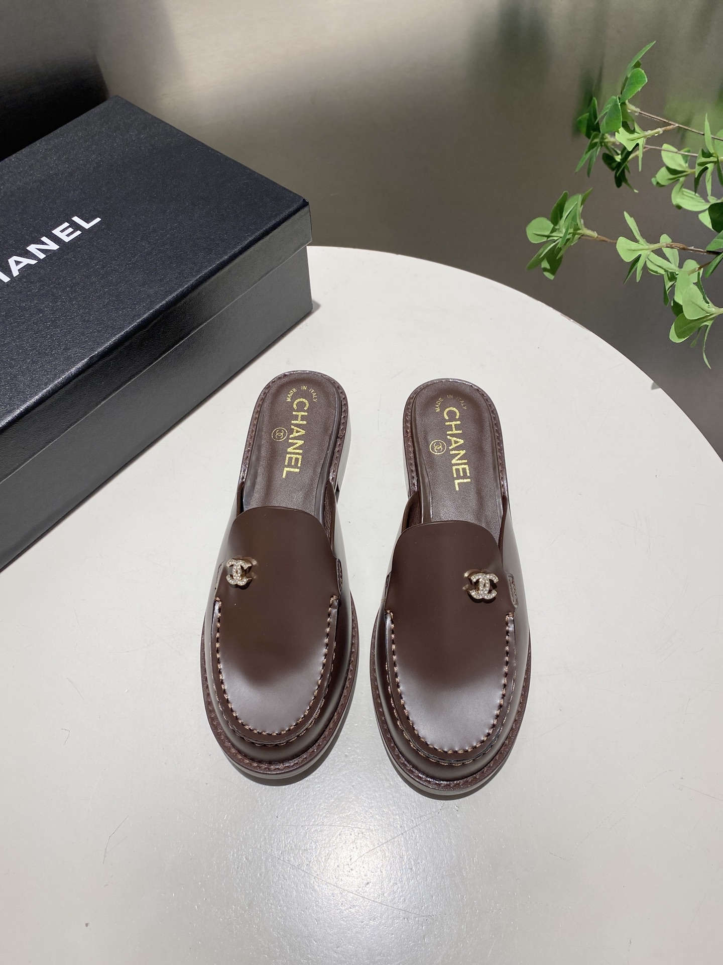 CHANEL slippers