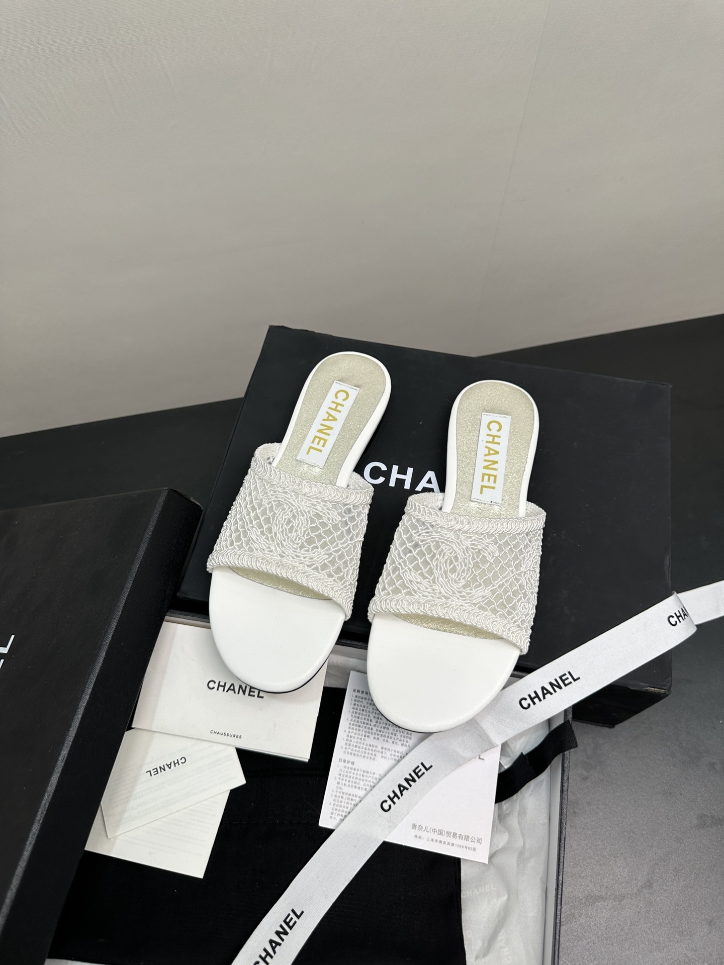 CHANEL slippers