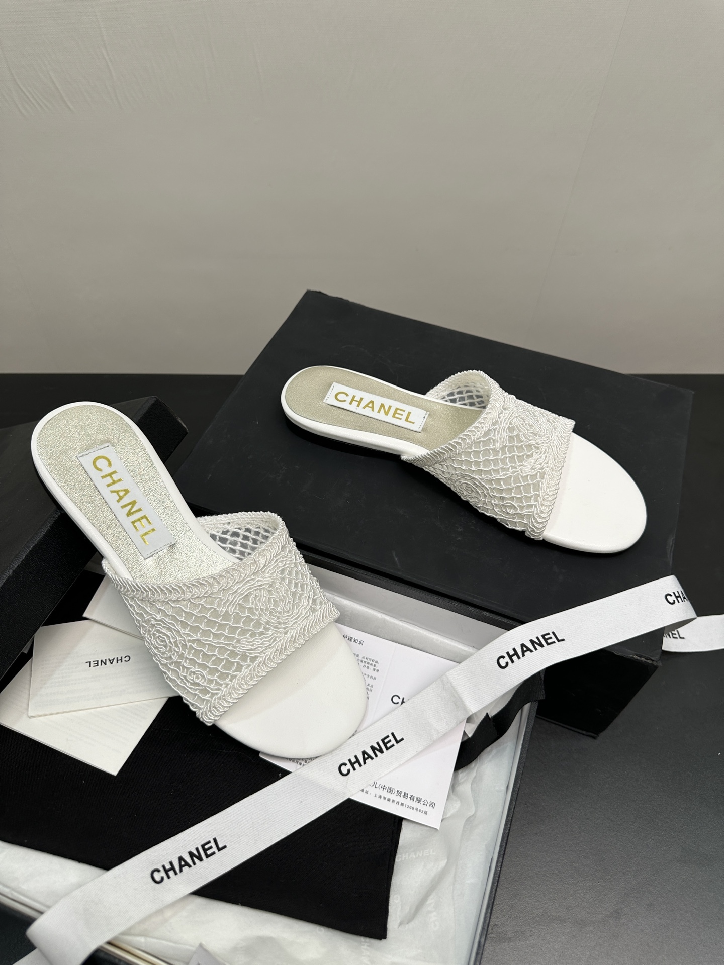 CHANEL slippers