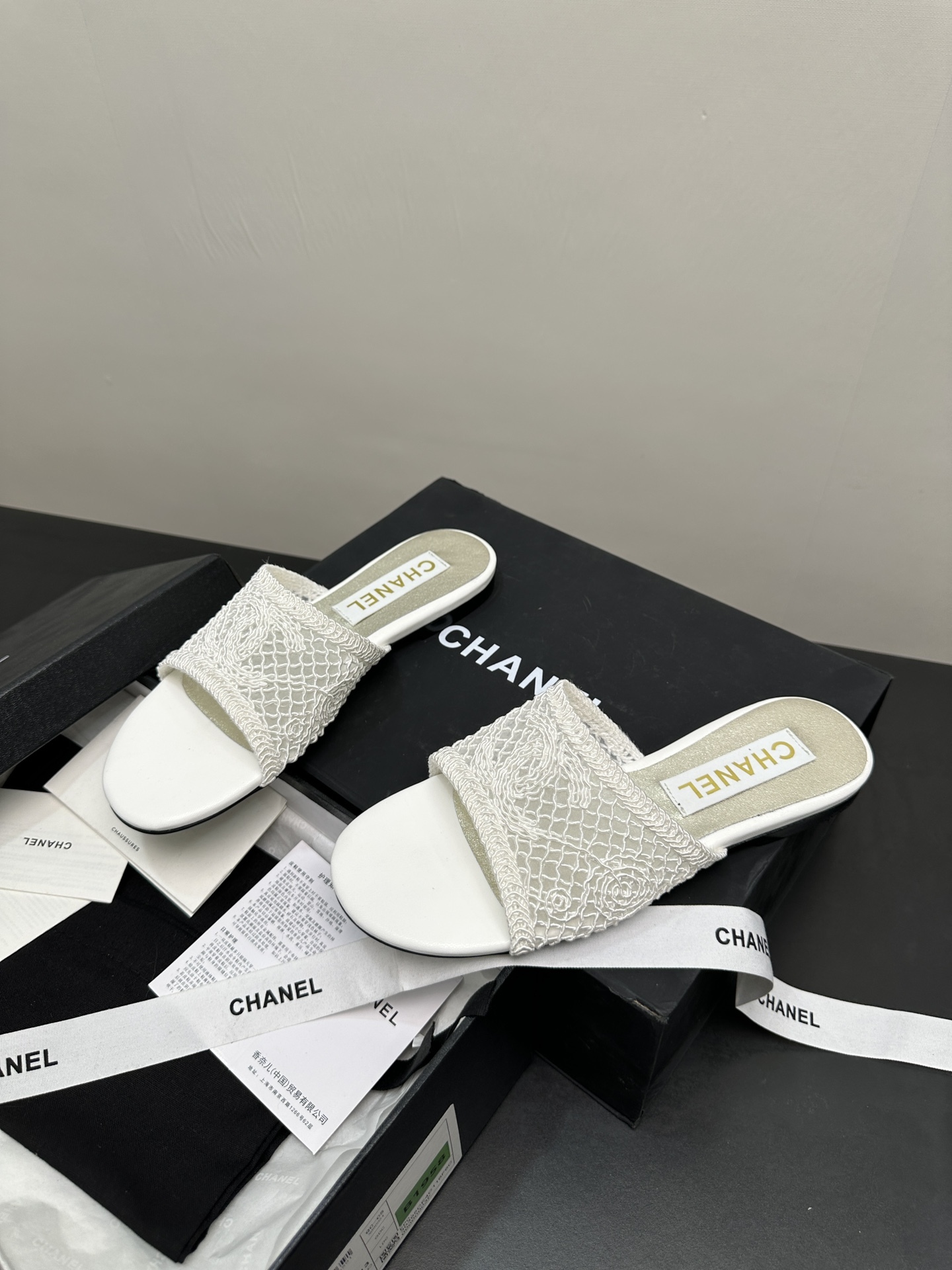CHANEL slippers