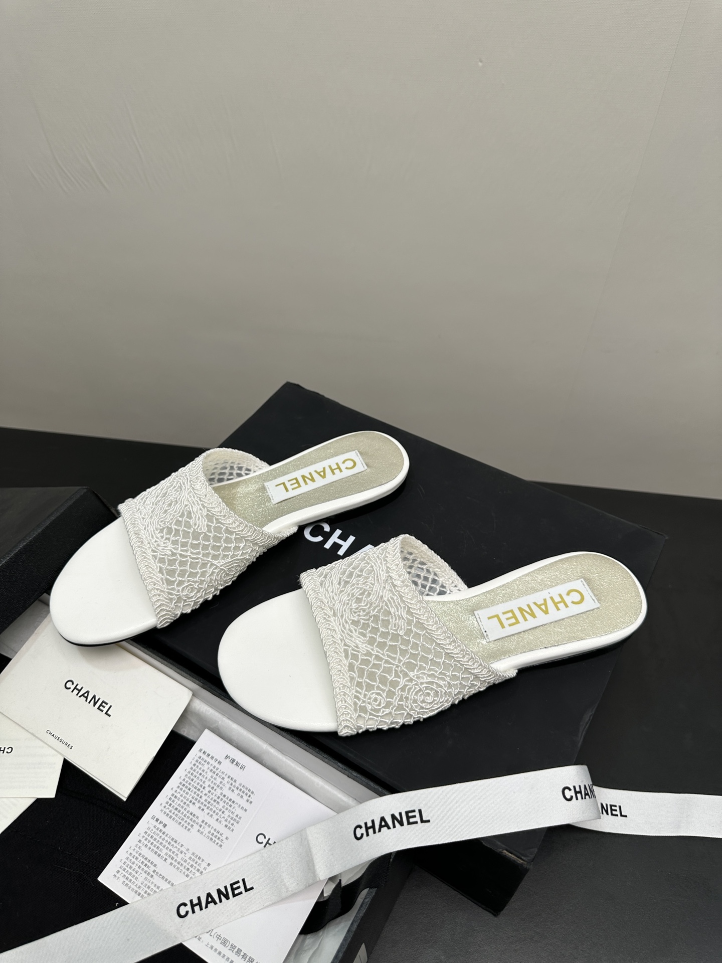 CHANEL slippers