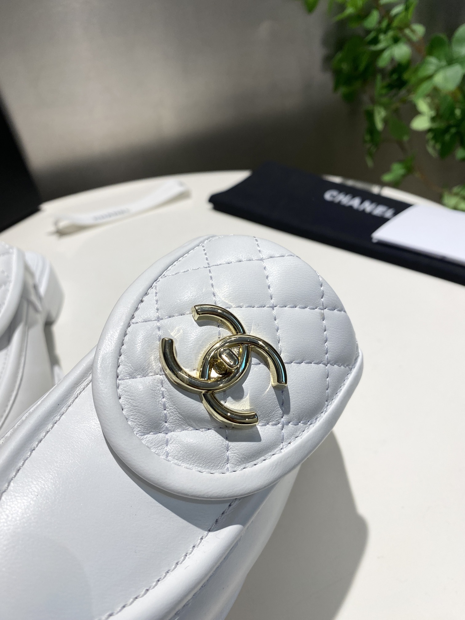 CHANEL slippers