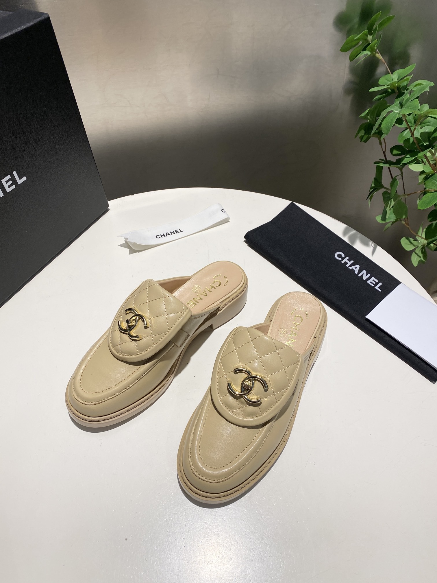 CHANEL slippers