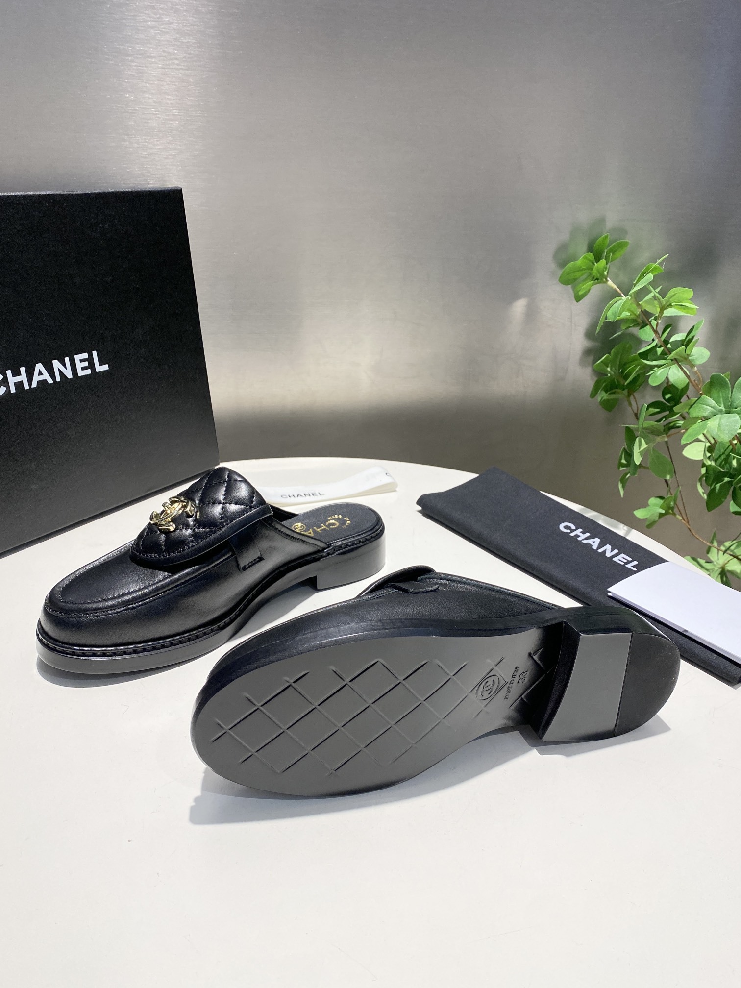 CHANEL slippers