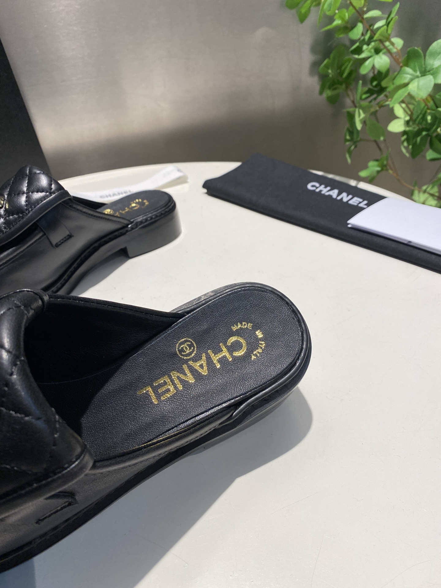 CHANEL slippers