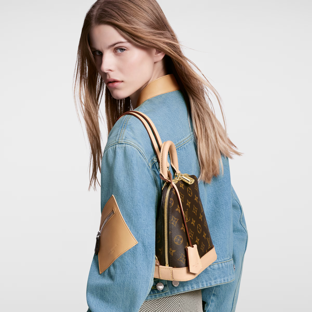 LV ALMA Daypack