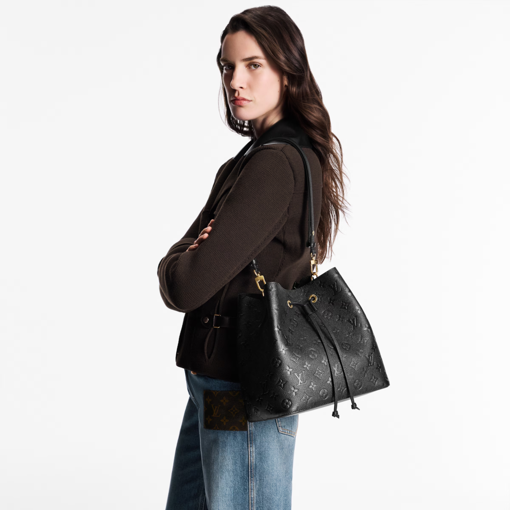 LV NÉONOÉ medium-sized bag