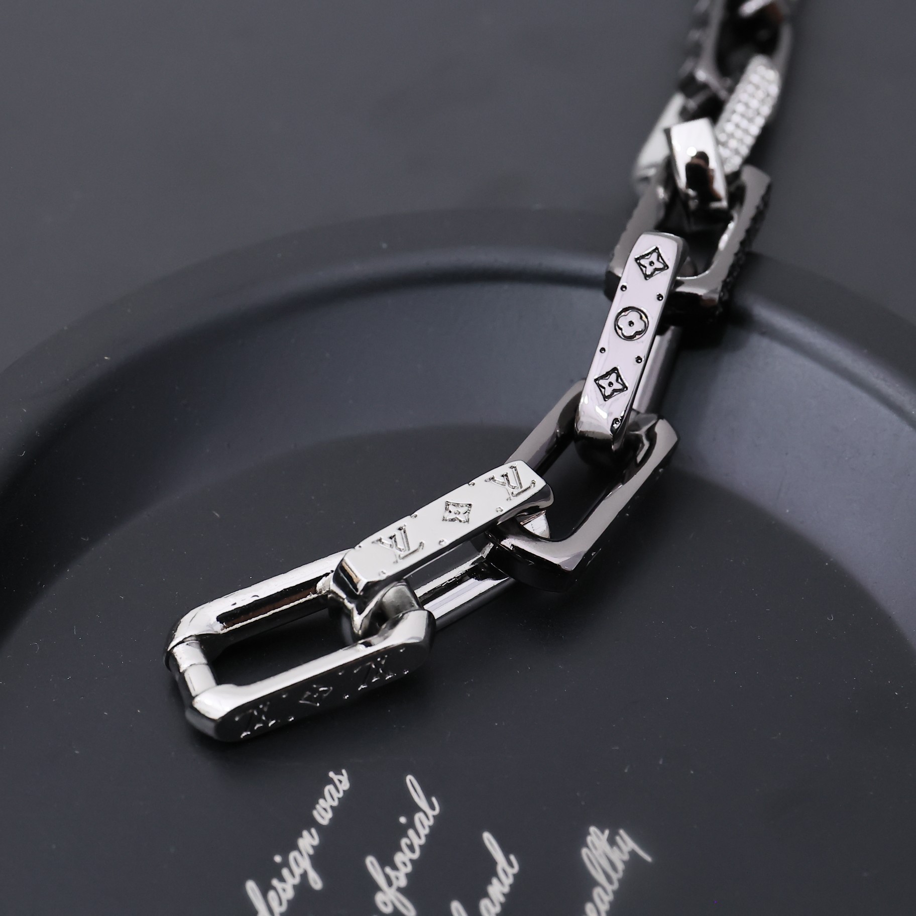 LV MONOGRAM CHAIN Bracelet