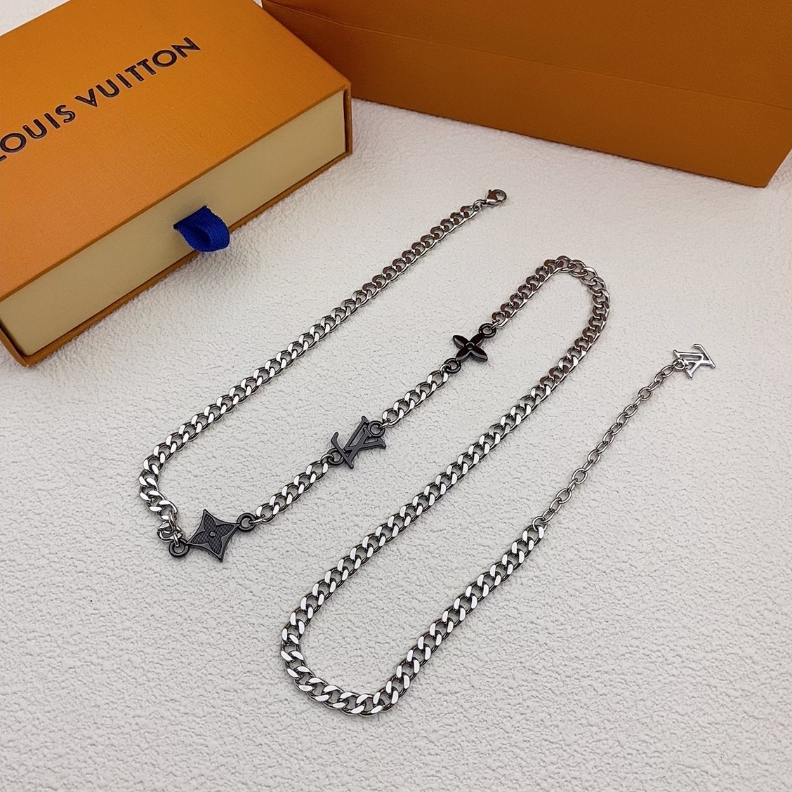 LV Necklace / Bracelet