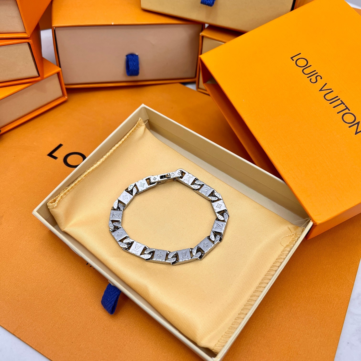 LV Bracelet