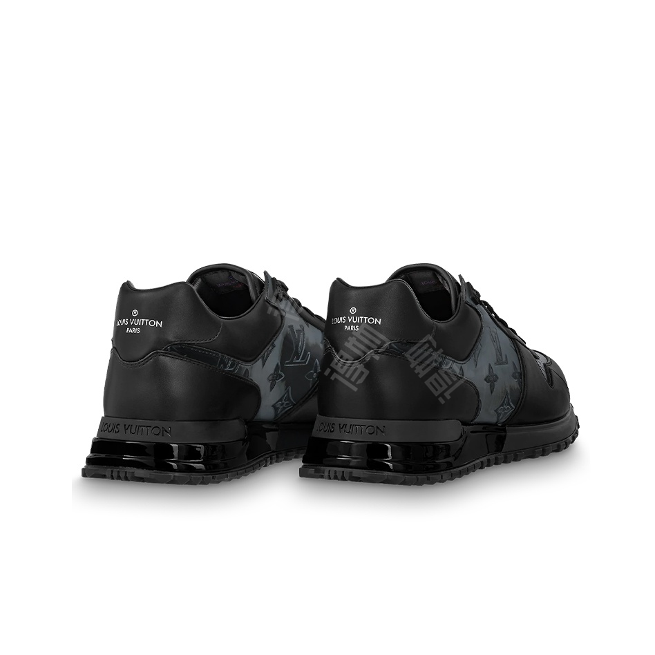 LOUIS VUITTON Run Away Men's Low-Top Casual Shoes with Round Toe and Lace-Up Closure, Black