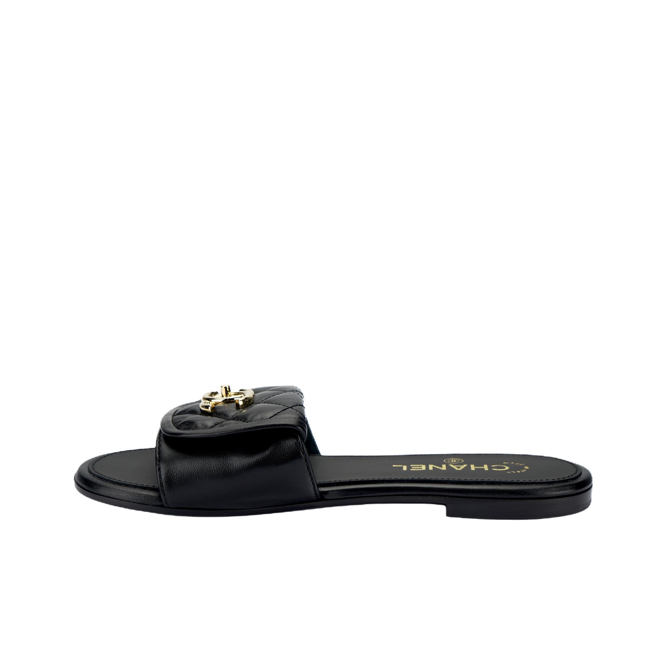 CHANEL 25P Flat Open-Toe Slide Sandals, Women's Style, Black