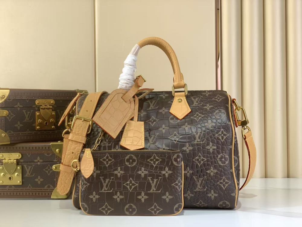 Louis Vuitton Speedy P9 crocodile-patterned calfskin leather, available in various colors and sizes: 25/30cm