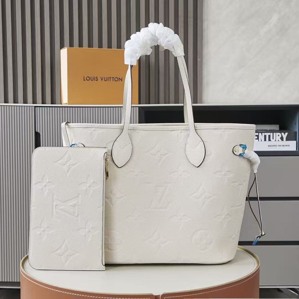 LOUIS VUITTON Neverfull, embossed grained cowhide leather/medium size