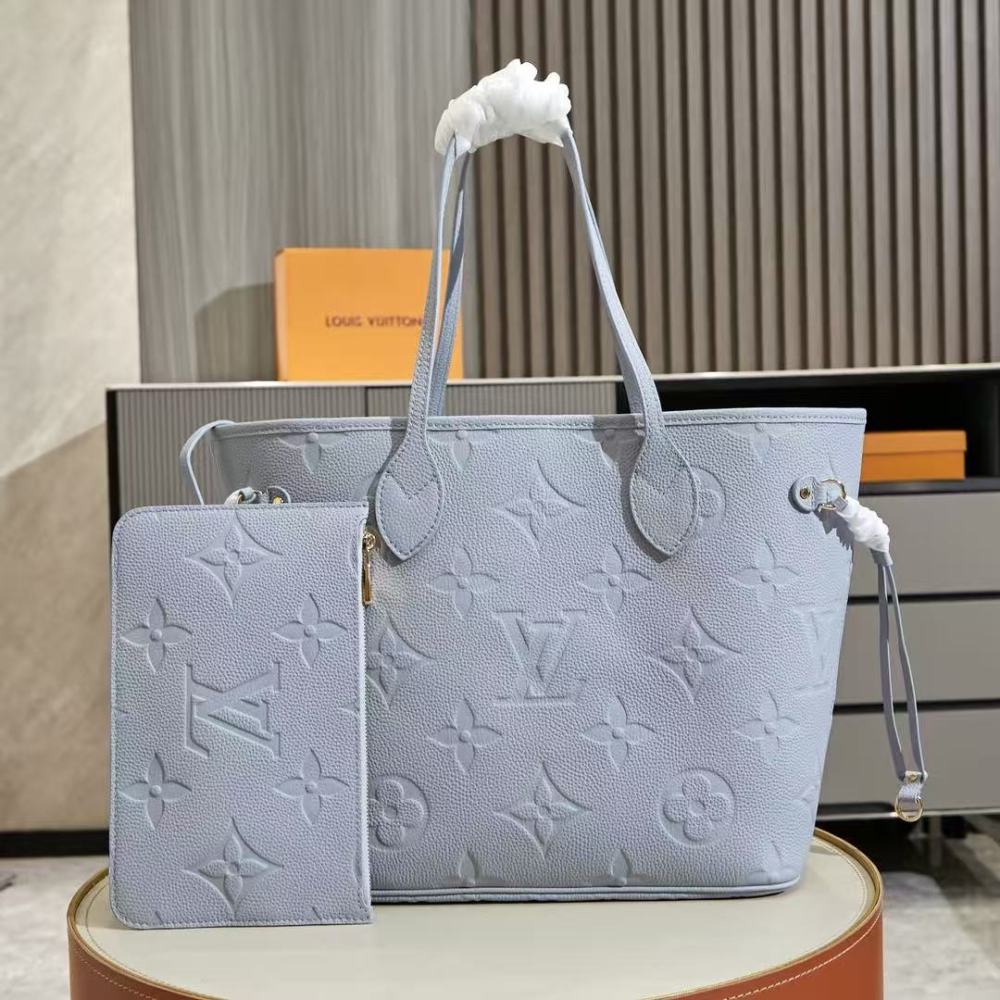 LOUIS VUITTON Neverfull, embossed grained cowhide leather/medium size