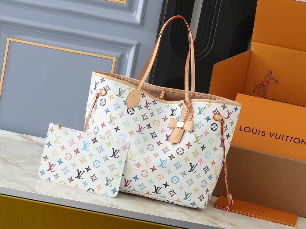 LOUIS VUITTON NEVERFULL 31/29CM/Medium/Small
