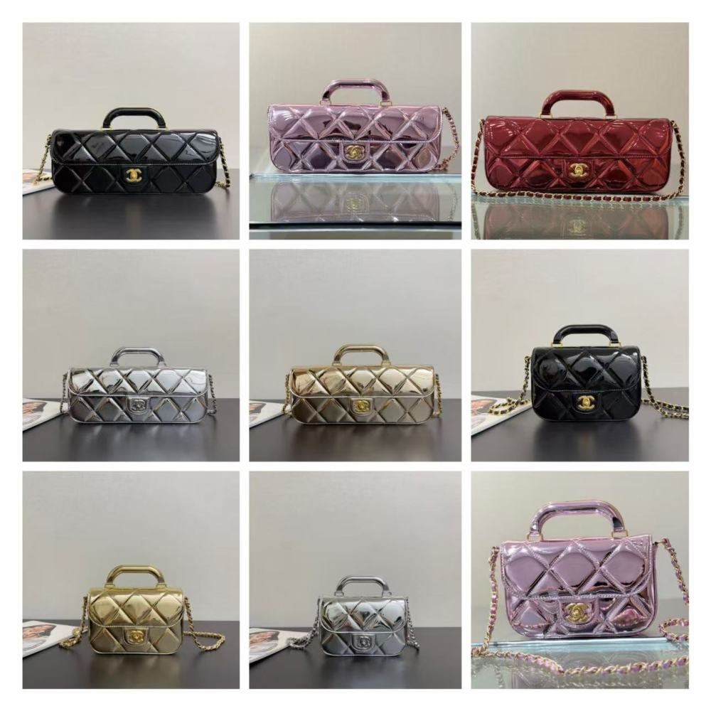 CHANEL 25K / Patent leather / 30cm / 18cm