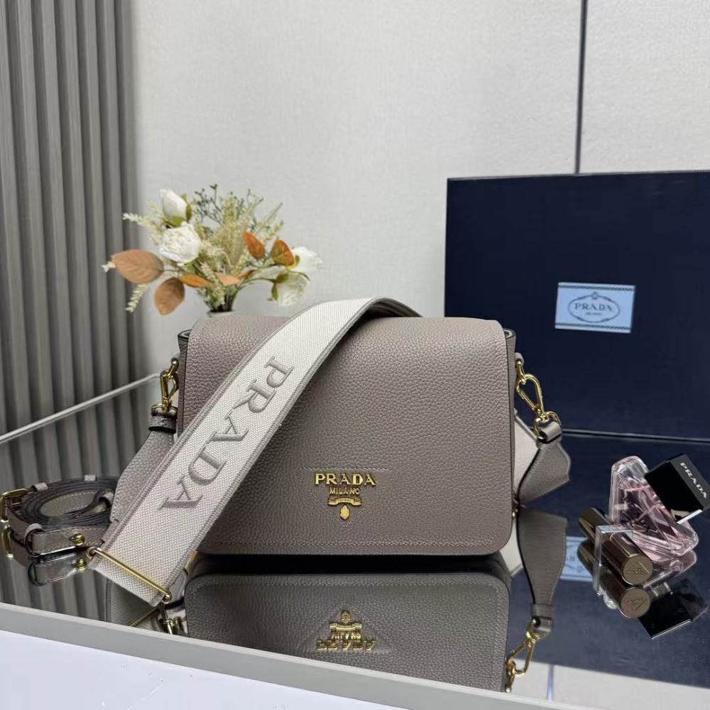 PRADA Flou/牛皮/22CM/23CM
