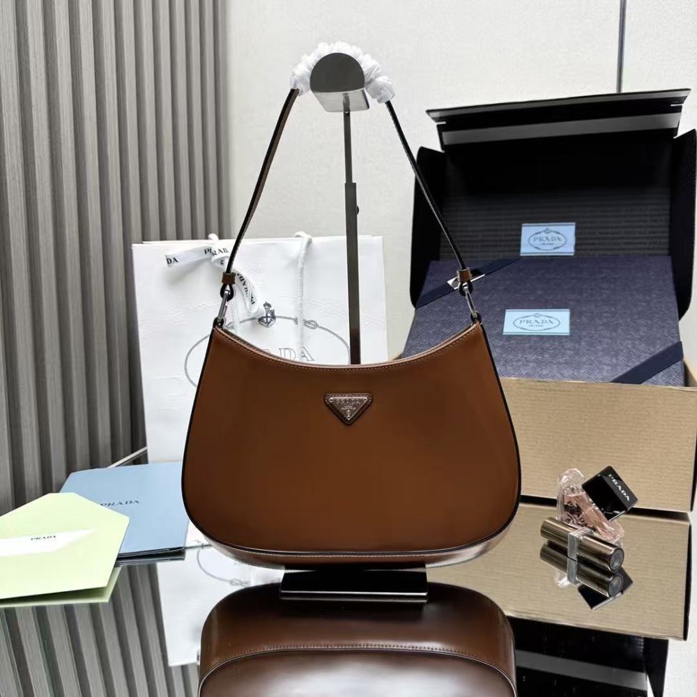 PRADA Cleo/Cowhide Leather/27CM/23CM