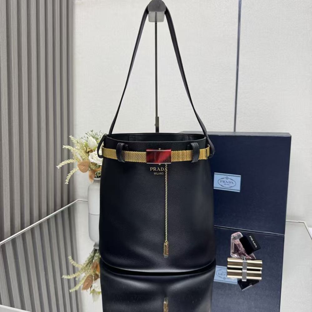 PRADA Buckle / Cowhide leather / 26.5CM