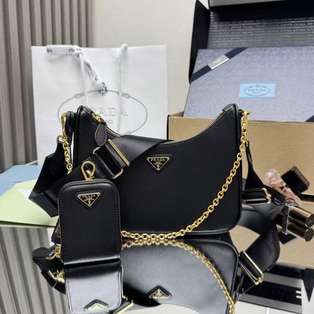 PRADA Re-Edition 2005/Cowhide leather/22CM
