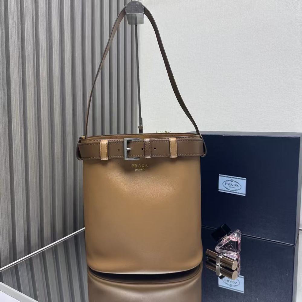 PRADA Buckle / Cowhide leather / 26.5CM