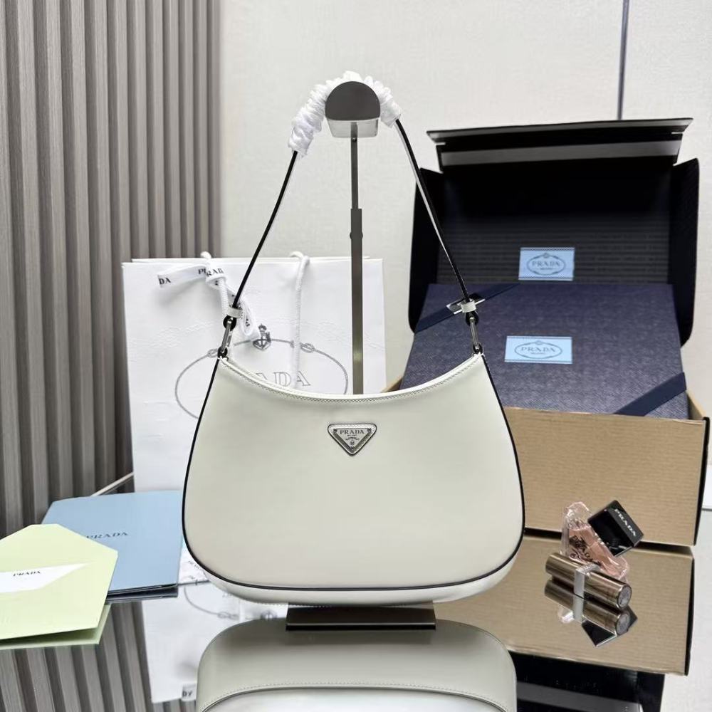 PRADA Cleo/Cowhide Leather/27CM/23CM