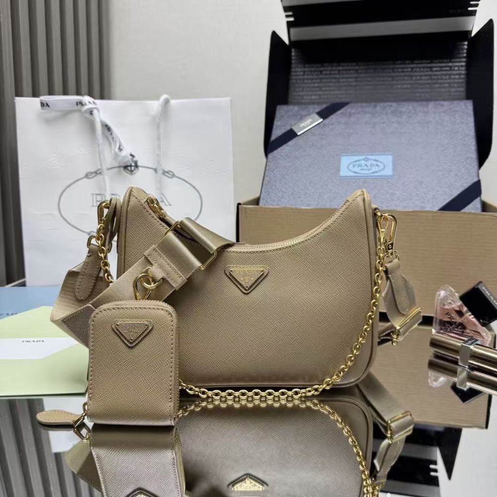 PRADA Re-Edition 2005/Cowhide leather/22CM