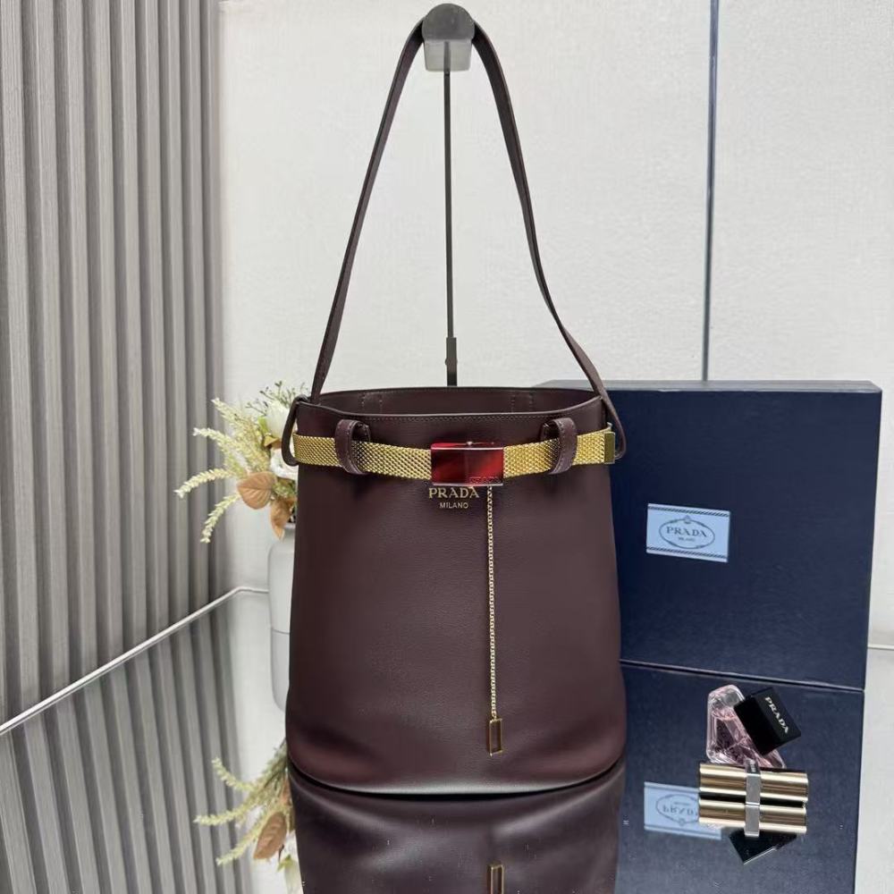 PRADA Buckle / Cowhide leather / 26.5CM
