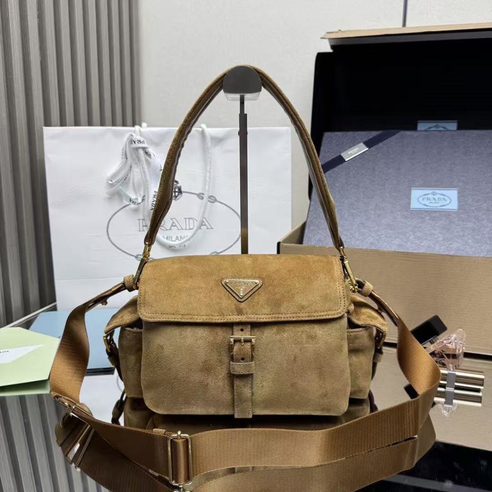 PRADA Explore/Suede/Nylon/32CM/30CM