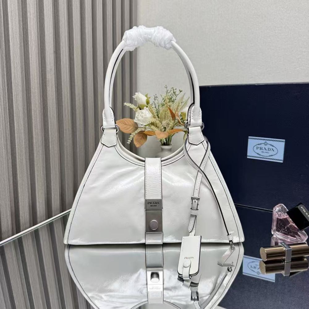 PRADA Tote bag / Cowhide leather / 26CM