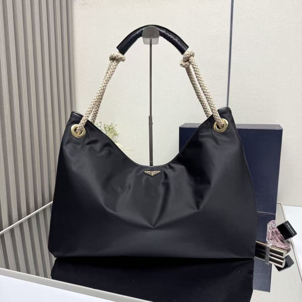PRADA Mariner/Nylon/48CM