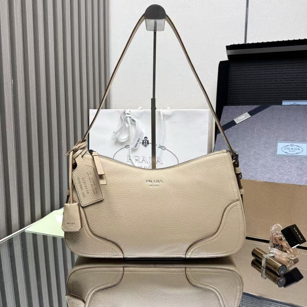 PRADA Aimée/Cowhide Leather/36CM