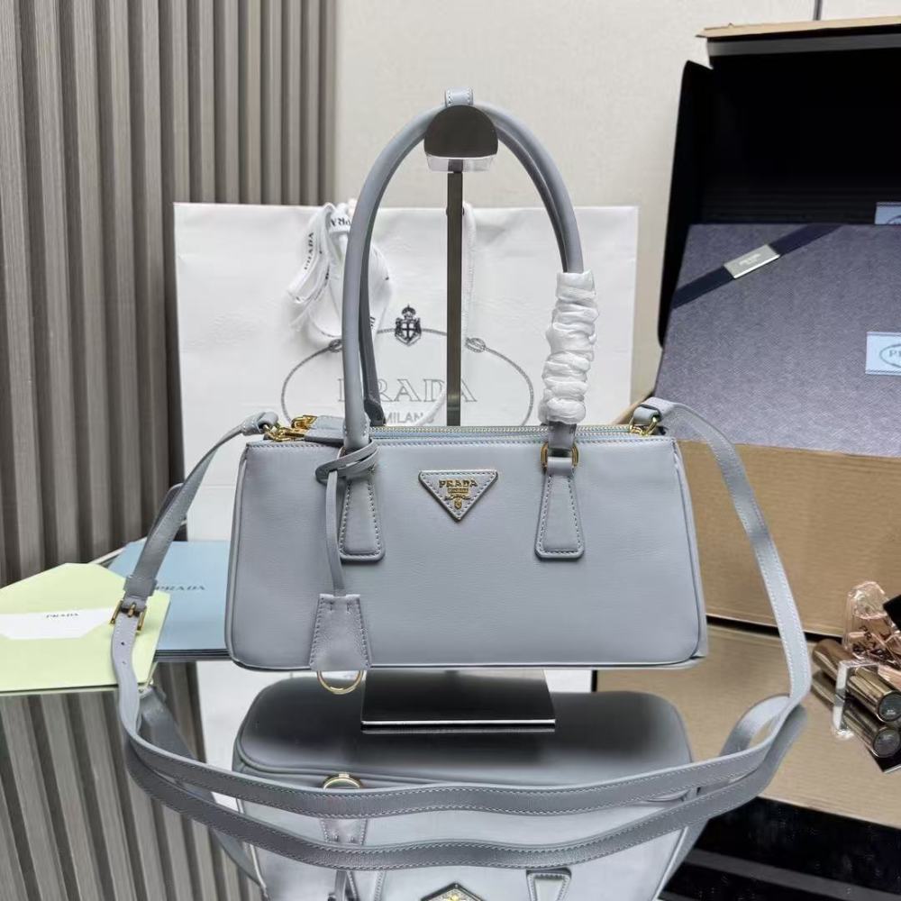 PRADA Galleria handbag / Calfskin leather / 30CM