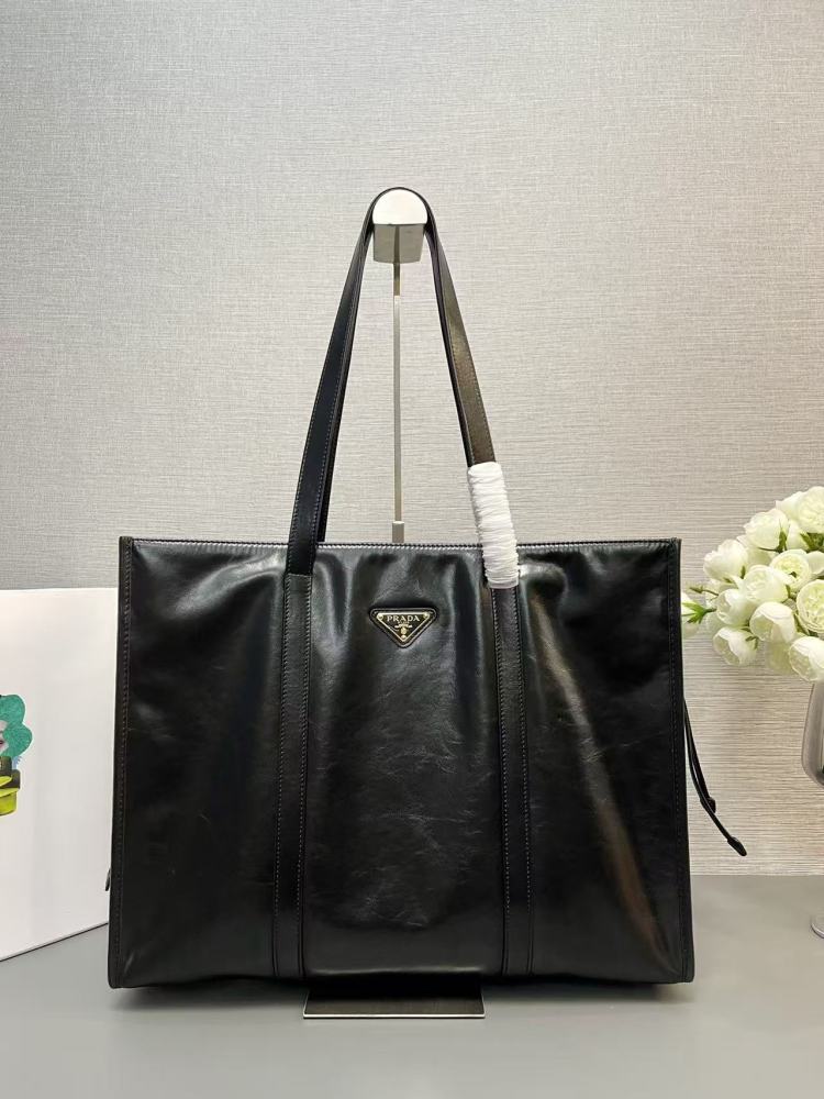 PRADA Tote bag / Cowhide leather / 39CM