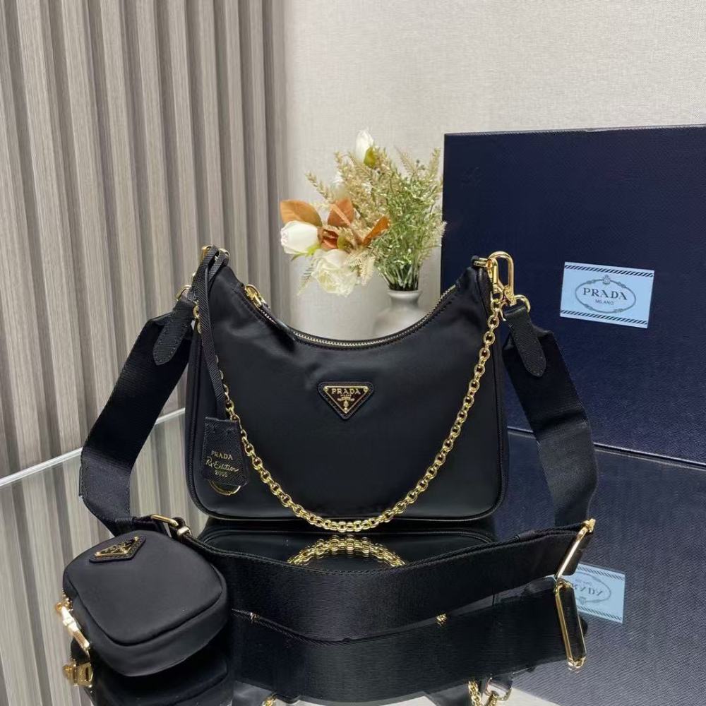 PRADA Re-Edition 2005/With key pouch/Cowhide leather/nylon/22CM