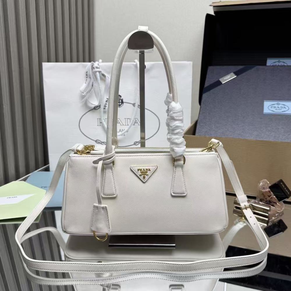 PRADA Galleria handbag / Calfskin leather / 30CM