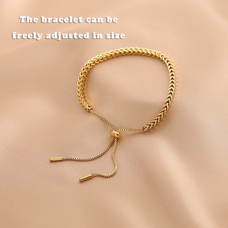 Bracelet