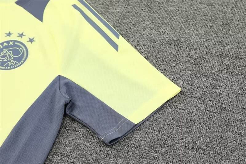24/25 Kids Ajax Light Yellow Size16-28