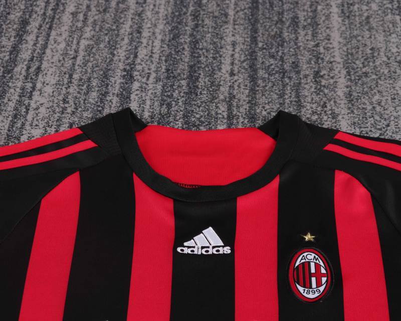Retro Kids 2008/09 AC Milan home size: 16-28