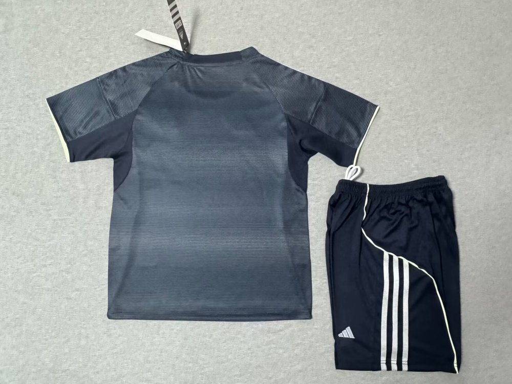 2025-2026 Real Madrid Football Shirt Kids Size