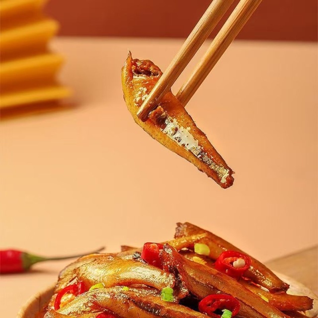 台灣現貨辦公室追劇小零食勁仔麻辣小魚仔批發零售