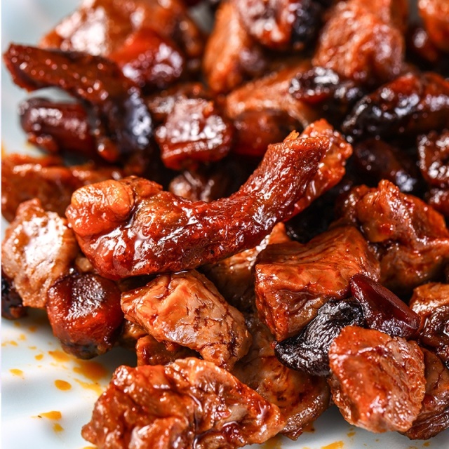 台灣現貨網紅小零食辦公室食品休閒解饞小吃火爆素肥腸零食批發零售