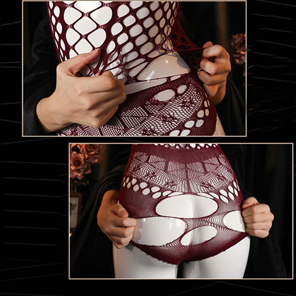 طقم بوديستوكينغ برباطات قابلة للفك مع خط رقبة عميق شفاف وأرجل شفافة