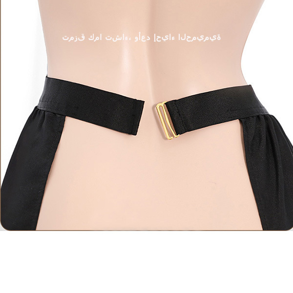 مجموعة ملابس داخلية مرحة برقبة على شكل V وقصة منخفضة ومؤخرة مكشوفة مع فتحة بينية مثيرة