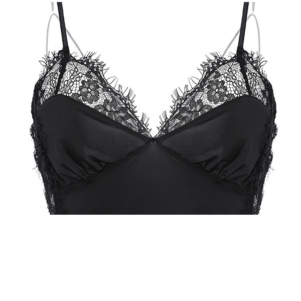 قميص نوم مثير من الدانتيل مع حمالات رفيعة ملابس نسائية داخلية أنثوية حسية جذابة